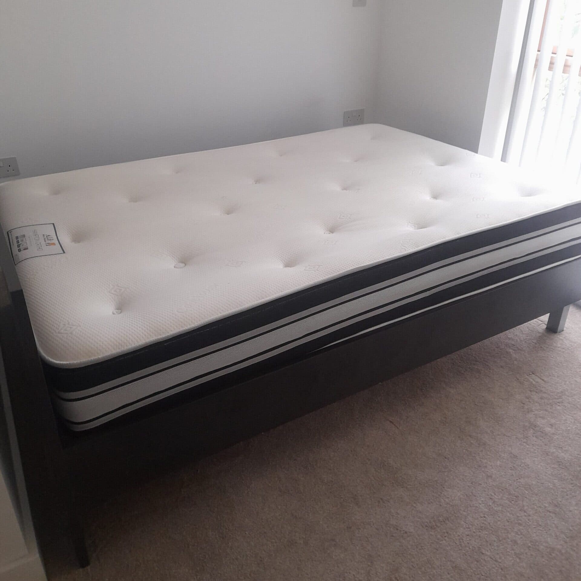 How To Dismantle A Bed