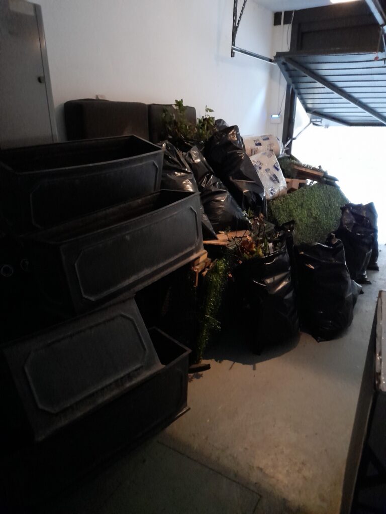 garage_clearance_and_decluttering_of_space